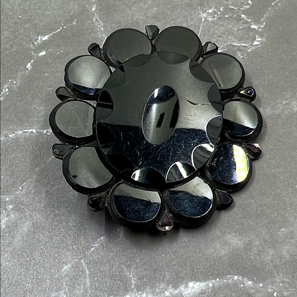 Rare Antique Victorian Black Enamel Mourning Brooch Pin - Picture 2 of 9